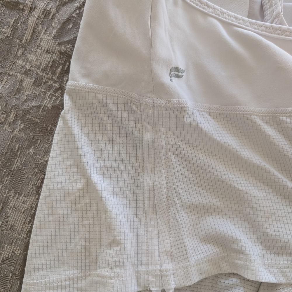 Fabletics White Racerback Tank Top - Picture 5 of 7